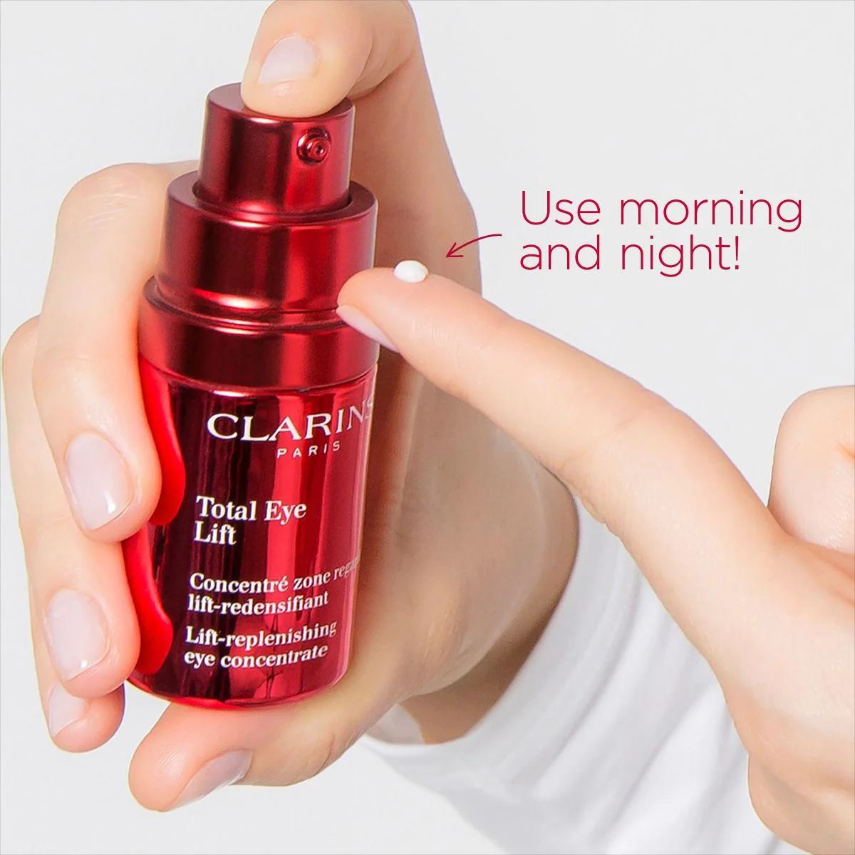 Clarins%20Total%20Eye%20Lift%20Onarıcı%20Göz%20Kremi%2015%20ml